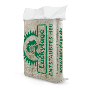 Entstaubtes Heu in Ballen